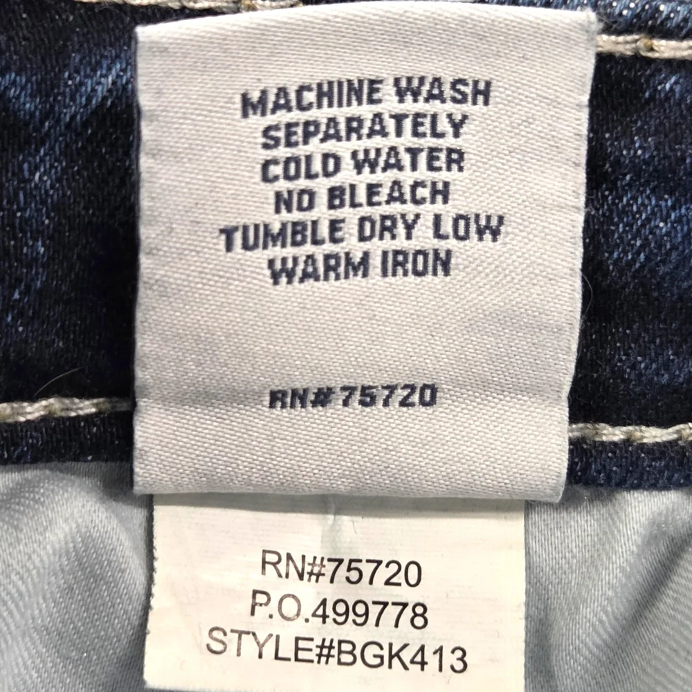 BKE Women's Payton Cuffed Stretch Capri Jean BGK413 Size 30 NWOT - Picture 13 of 16